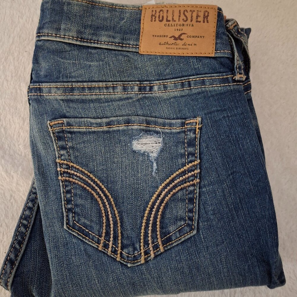 Hollister Super Skinny Jeans Frayed Ankel NWOT Sz 1 25waist